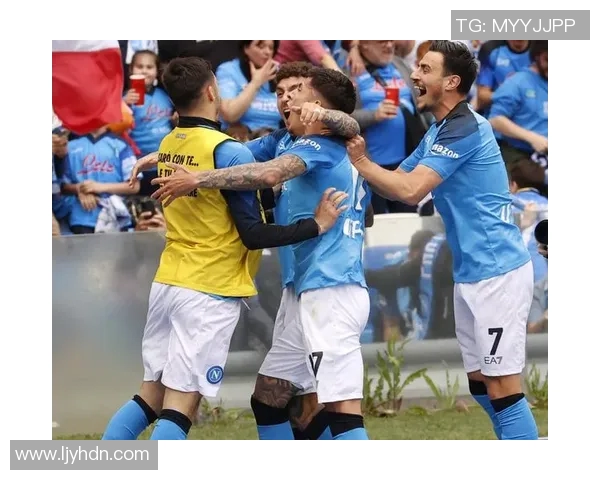 塞美洲与韦拉的激烈对决揭示足球战术与团队合作的重要性